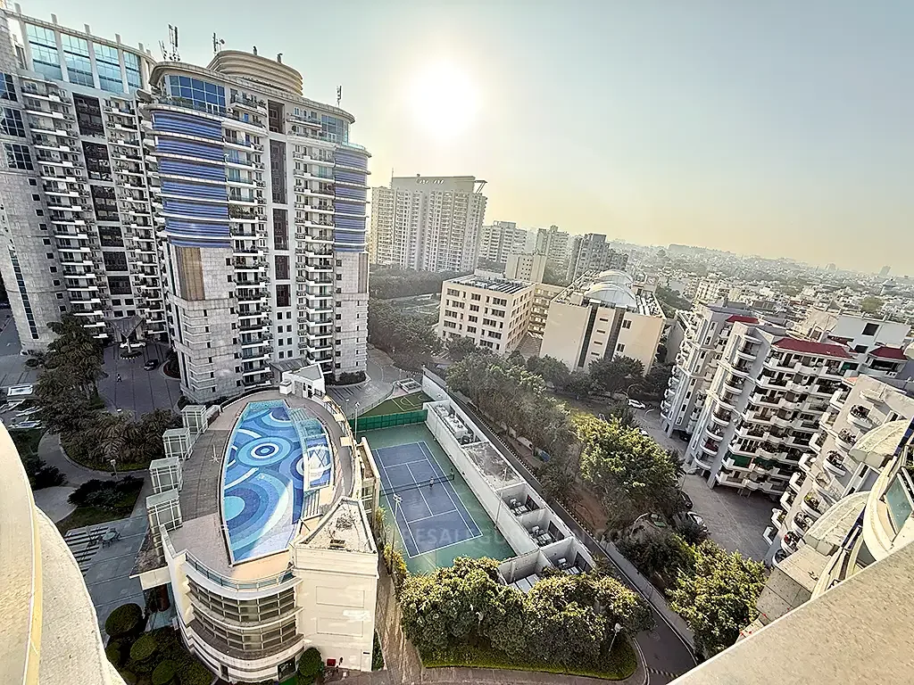 DLF The Pinnacle