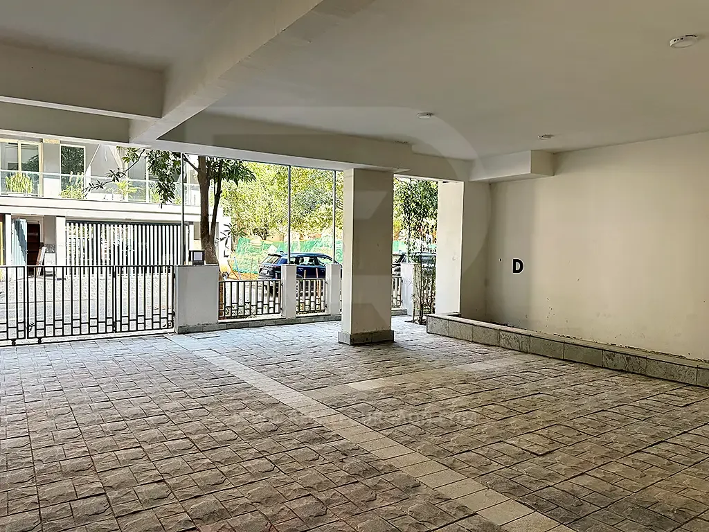 DLF The Grove Independent Floors