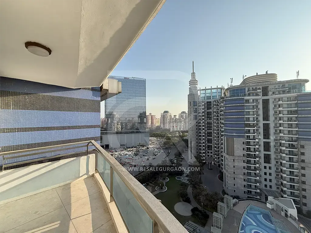 DLF The Pinnacle